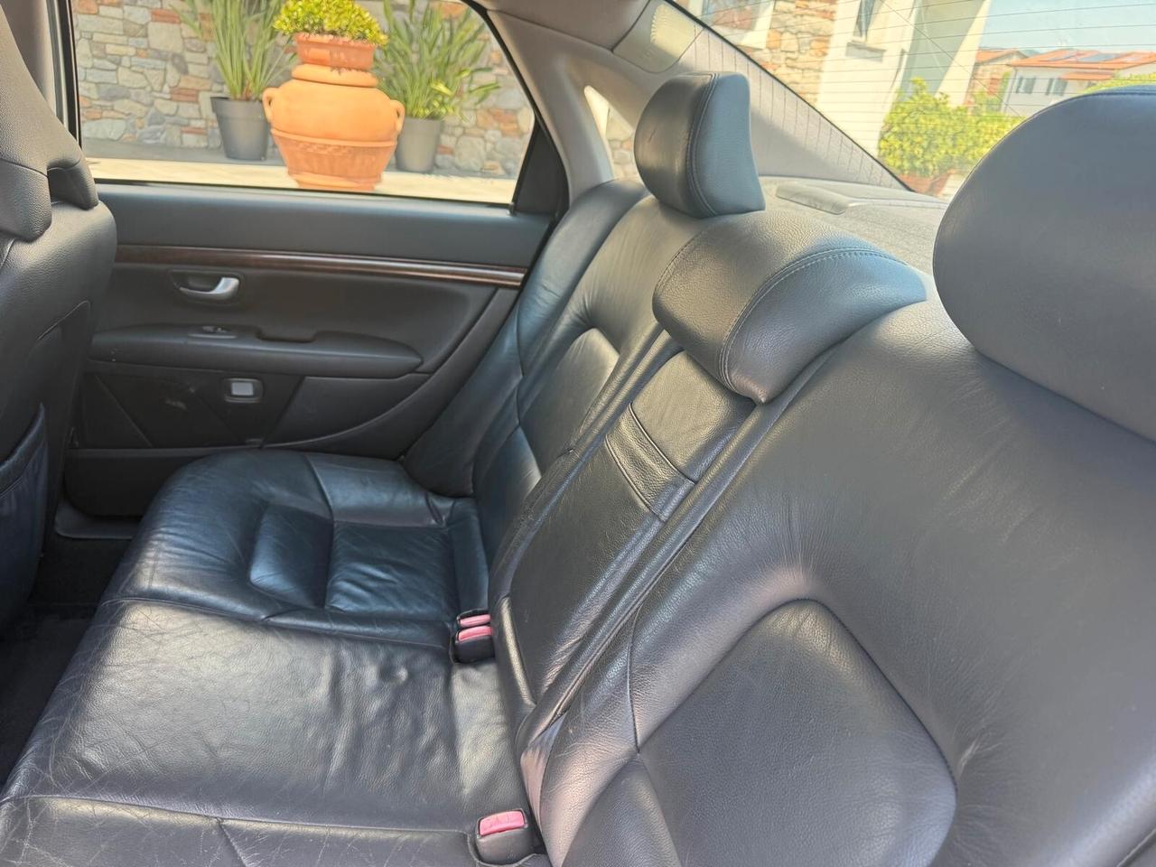 Volvo S80 2.4i 20V cat Arctica