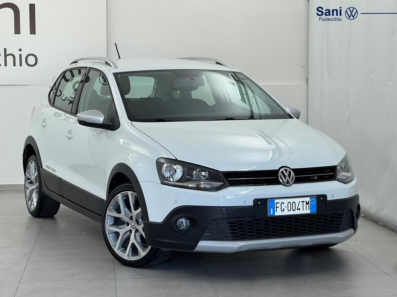 VOLKSWAGEN Polo V 2014 Polo 5p 1.2 tsi bm Cross