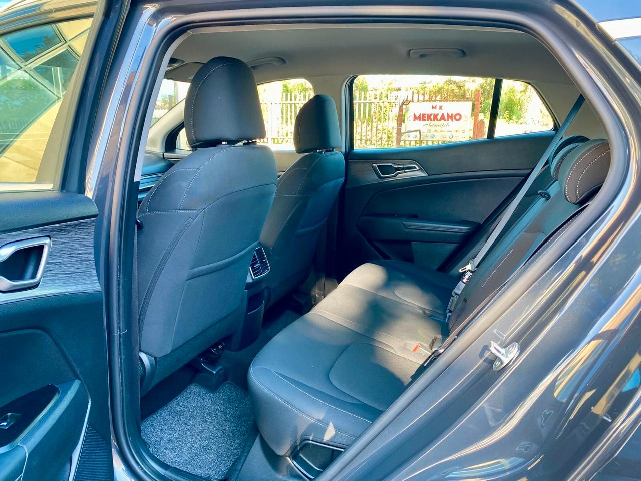 Kia Sportage 1.6 crdi mhev Business dct -LED-CAMERA-P.CONSEGNA