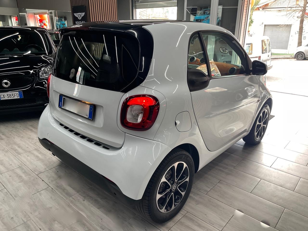 Smart ForTwo 70 1.0 Passion Fari Led VETTURA AZIENDALE PRONTA CONSEGNA VISIBILE IN SEDE !!!