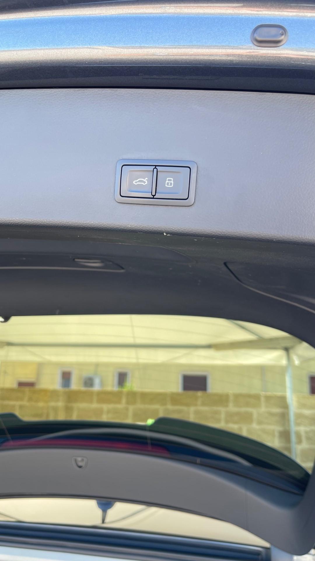 Audi S6 Avant 4.0 TFSI quattro S tronic 17’