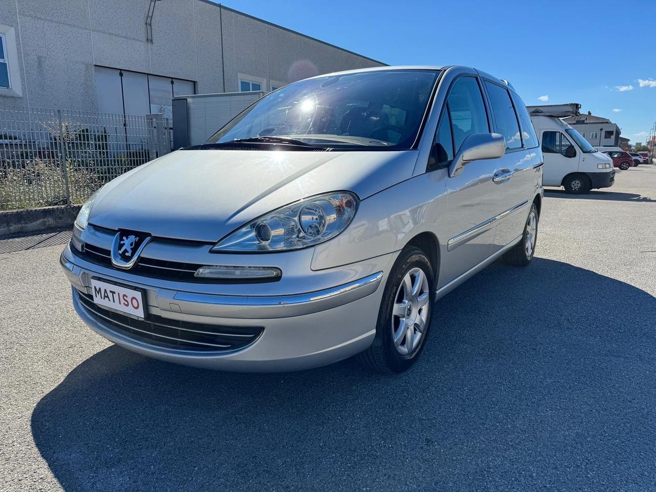 Peugeot 807 2.0 HDi. 5 Posti omologato per 8