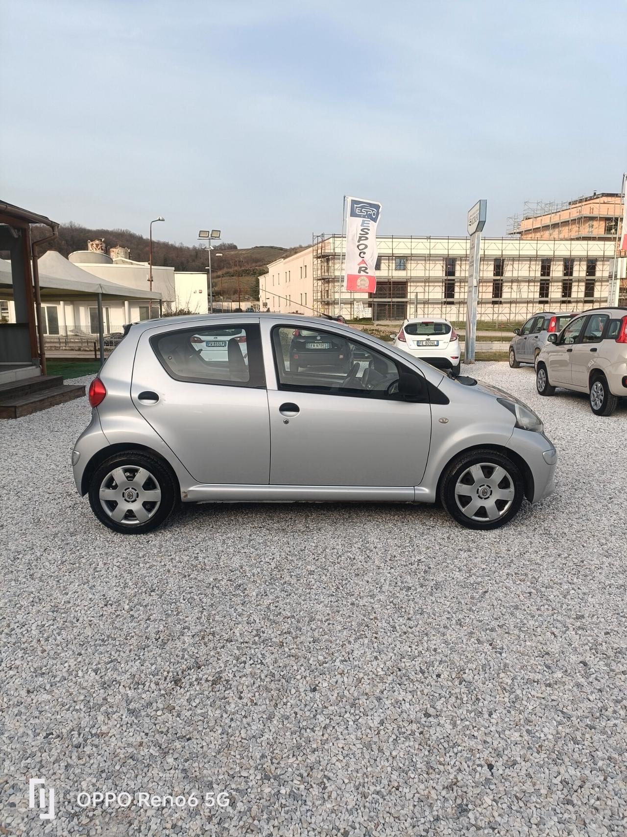 Toyota Aygo 1.0 12V VVT-i 5 porte