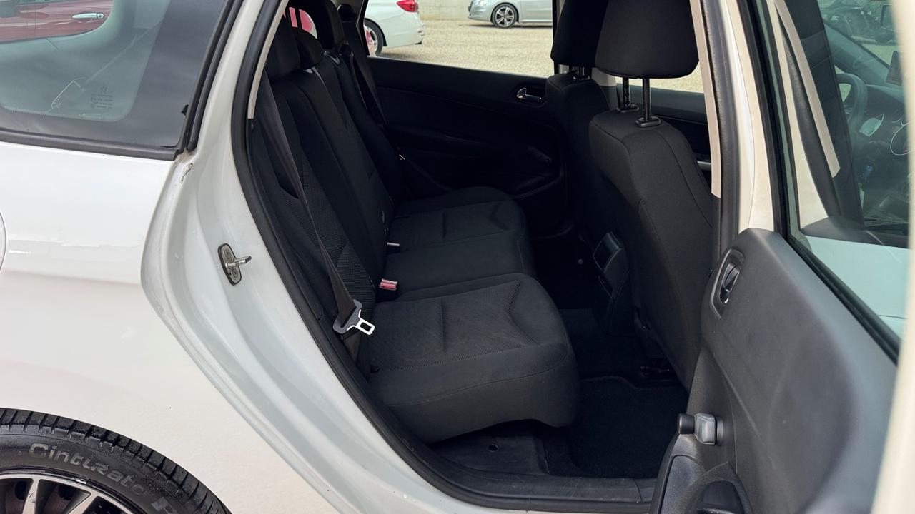 Peugeot 308 1.6 8V e-HDi 112CV SW Sport