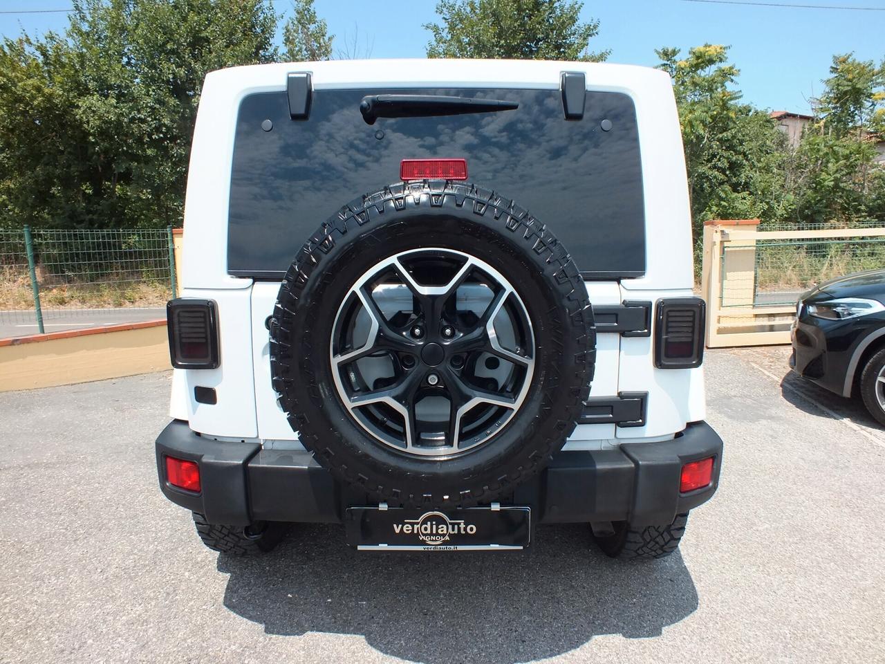 JEEP WRANGLER 2.8 CRD DPF SAHARA AUTOM.