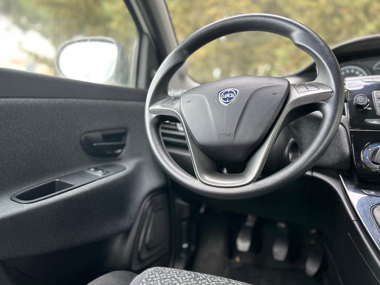 Lancia Ypsilon 1.0 Hybrid*NEOPATENTATI*UNIPRO*