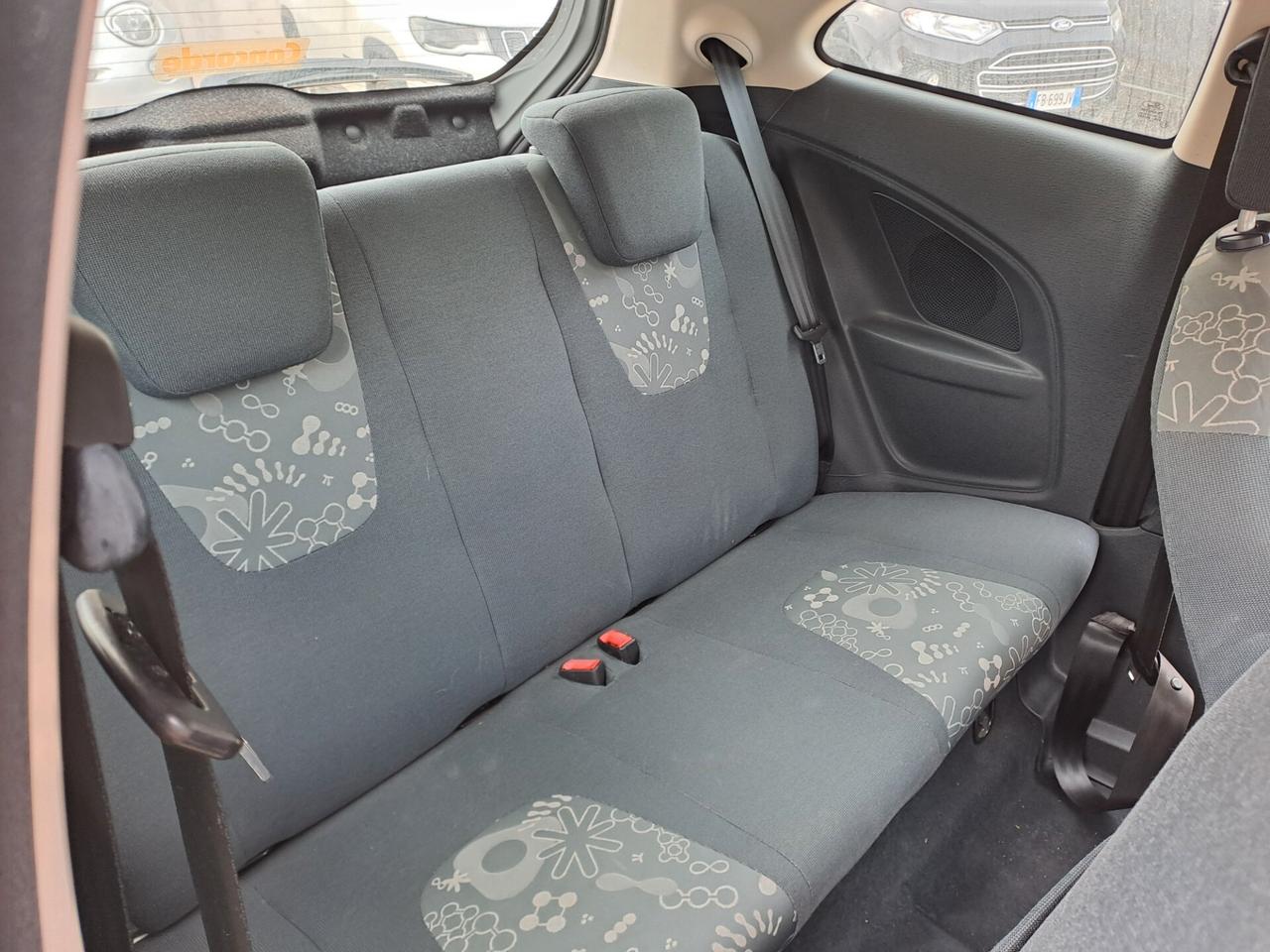 Ford Ka Ka+ 1.2 8V 69CV Titanium