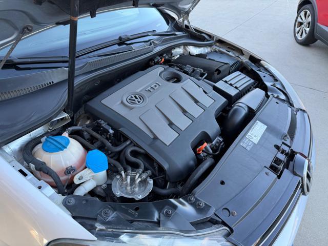 VOLKSWAGEN Golf 1.6 TDI HIGHLINE+NAVI+ALCANTARA+BIZONA