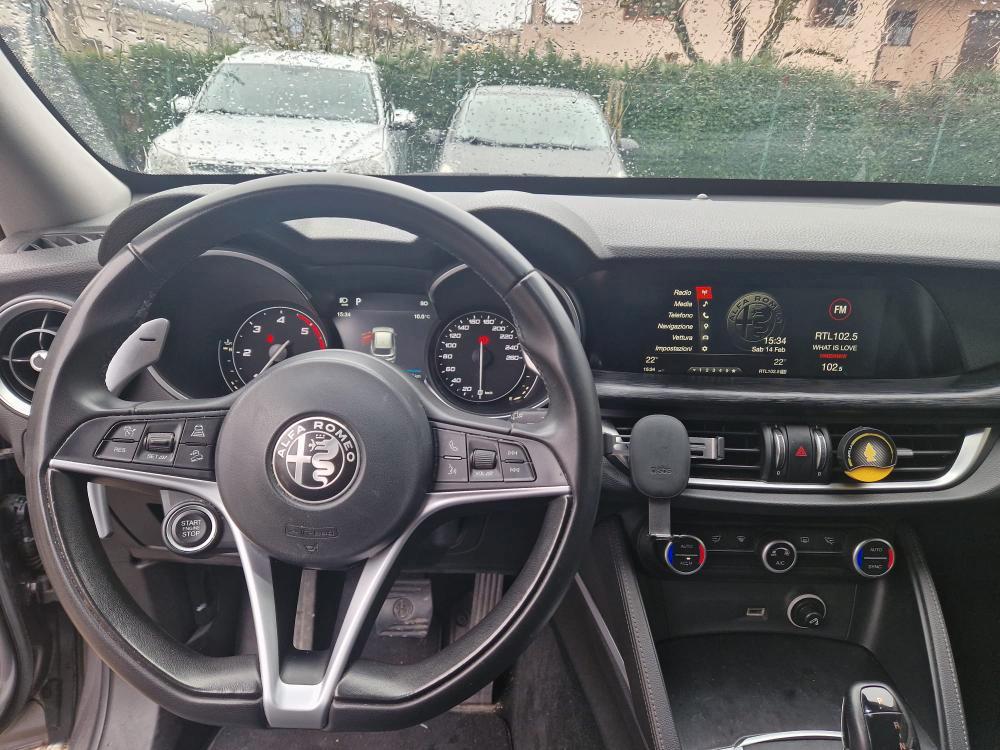 Alfa Romeo Stelvio 2.2 t Executive Q4 190cv auto my19