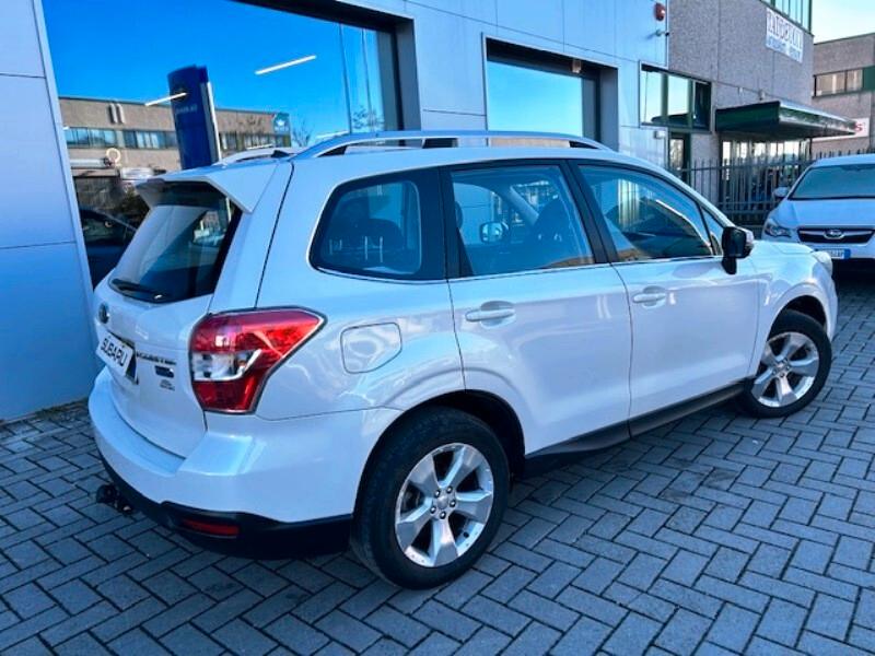 Subaru Forester 2.0D Trend + Gancio Traino