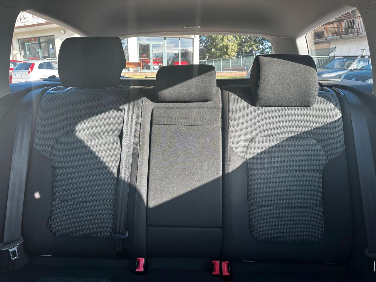 Volkswagen Passat Var. 2.0 TDI Comfortline Business