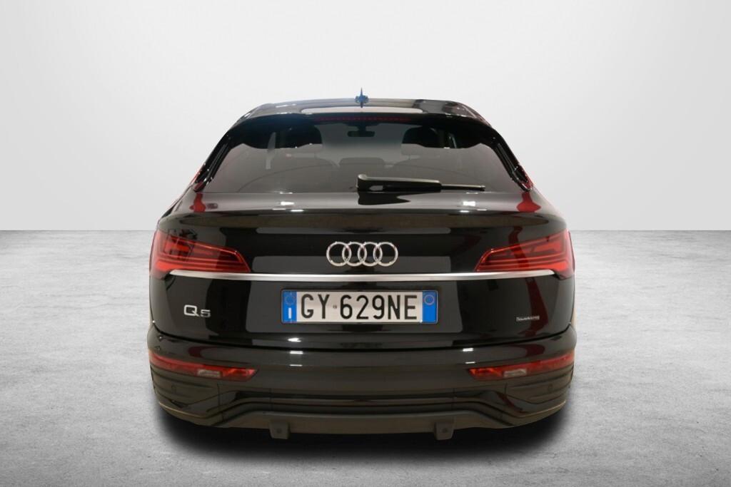 AUDI Q5 SPORTBACK 40 TDI 204CV S-TRONIC QUATTRO BUSINESS ADVANCED ( FARI LED - VIRTUAL COCKPIT - CLIMA TRIZONA - NAVI - MIRROR - PDC - TELECAMERA POST. - CERCHI 18 )