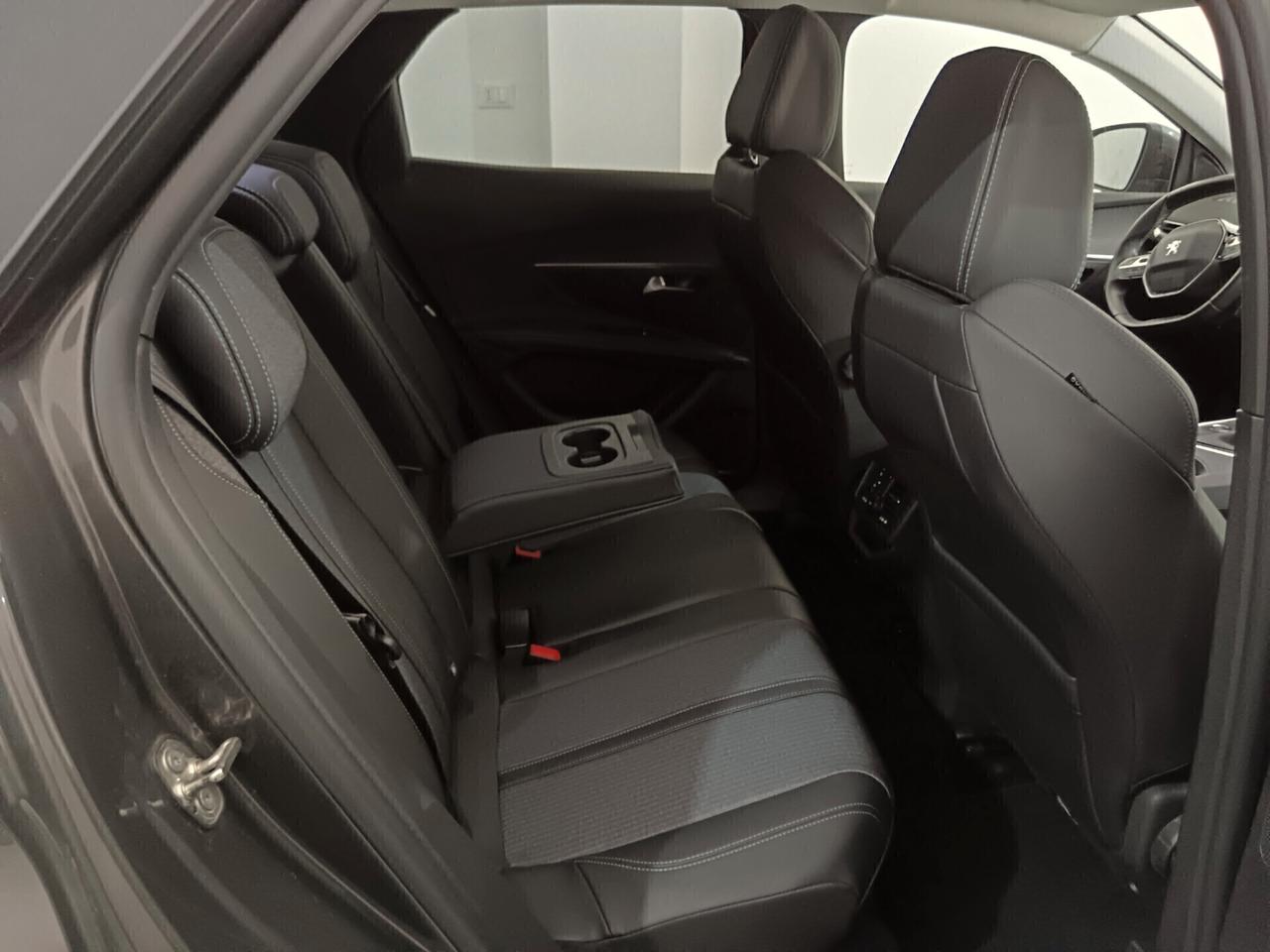 Peugeot 3008 BlueHDi 130 S&S Allure