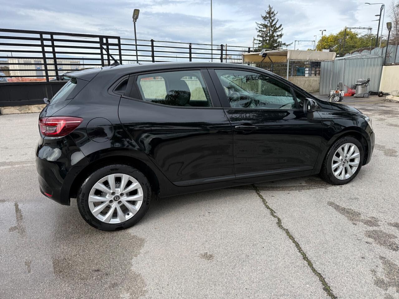 Renault Clio TCe 100 CV 5 porte Business