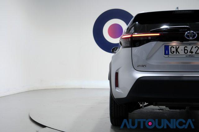 TOYOTA Yaris Cross 1.5 HYBRID 5PORTE E-CVT AWD-I 4x4 TREND FULL LED