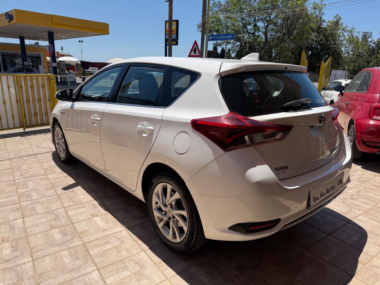Toyota Auris 1.8 Hybrid Business