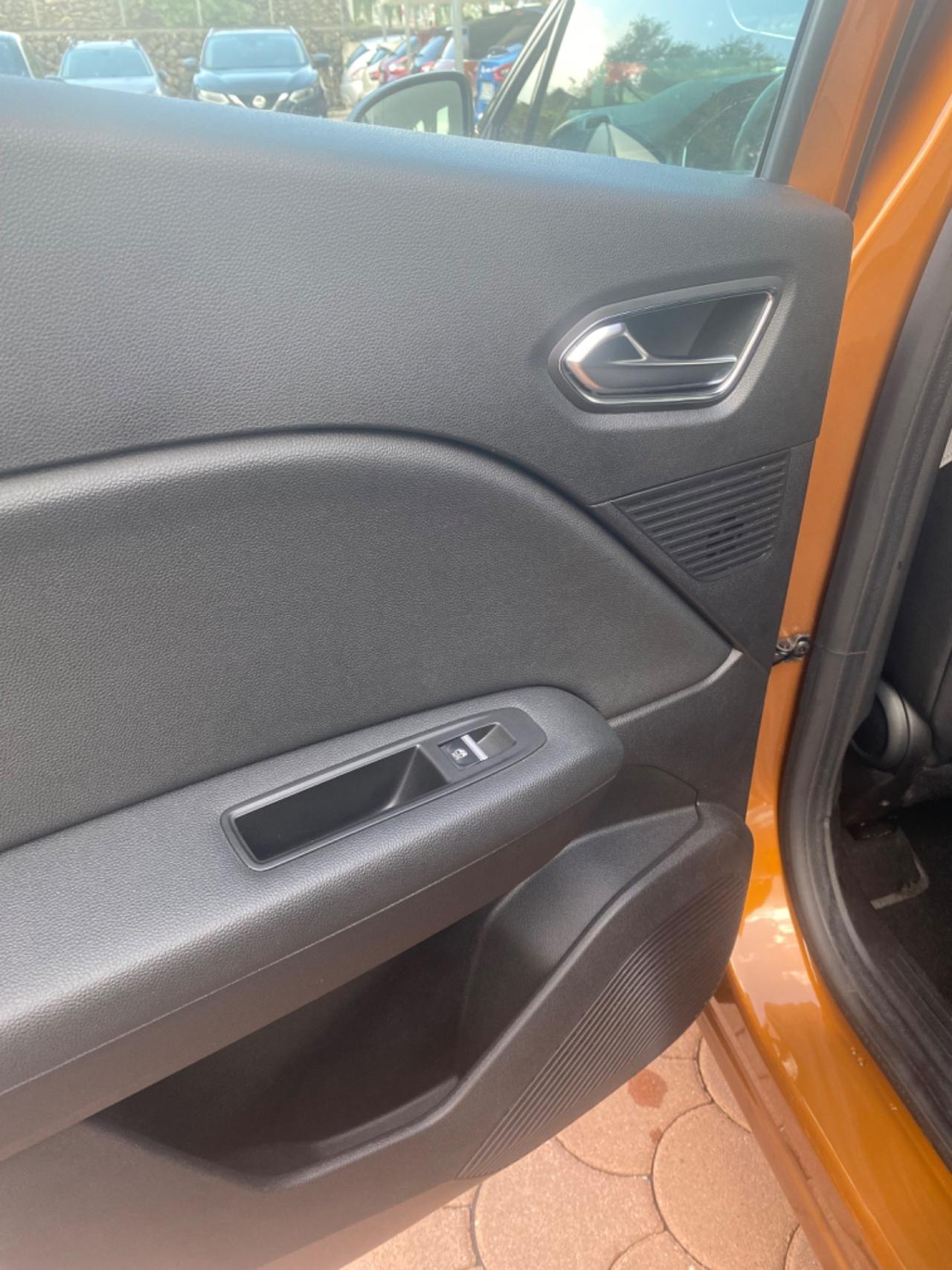 Renault Captur 115 CV EDC Intens 11/2020