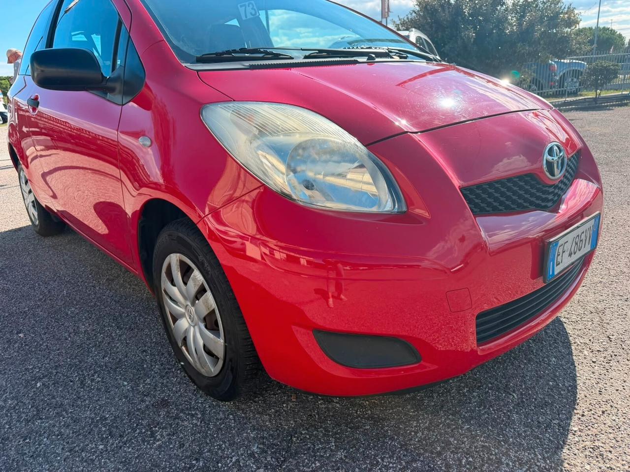 Toyota Yaris 1.0 3 porte Now