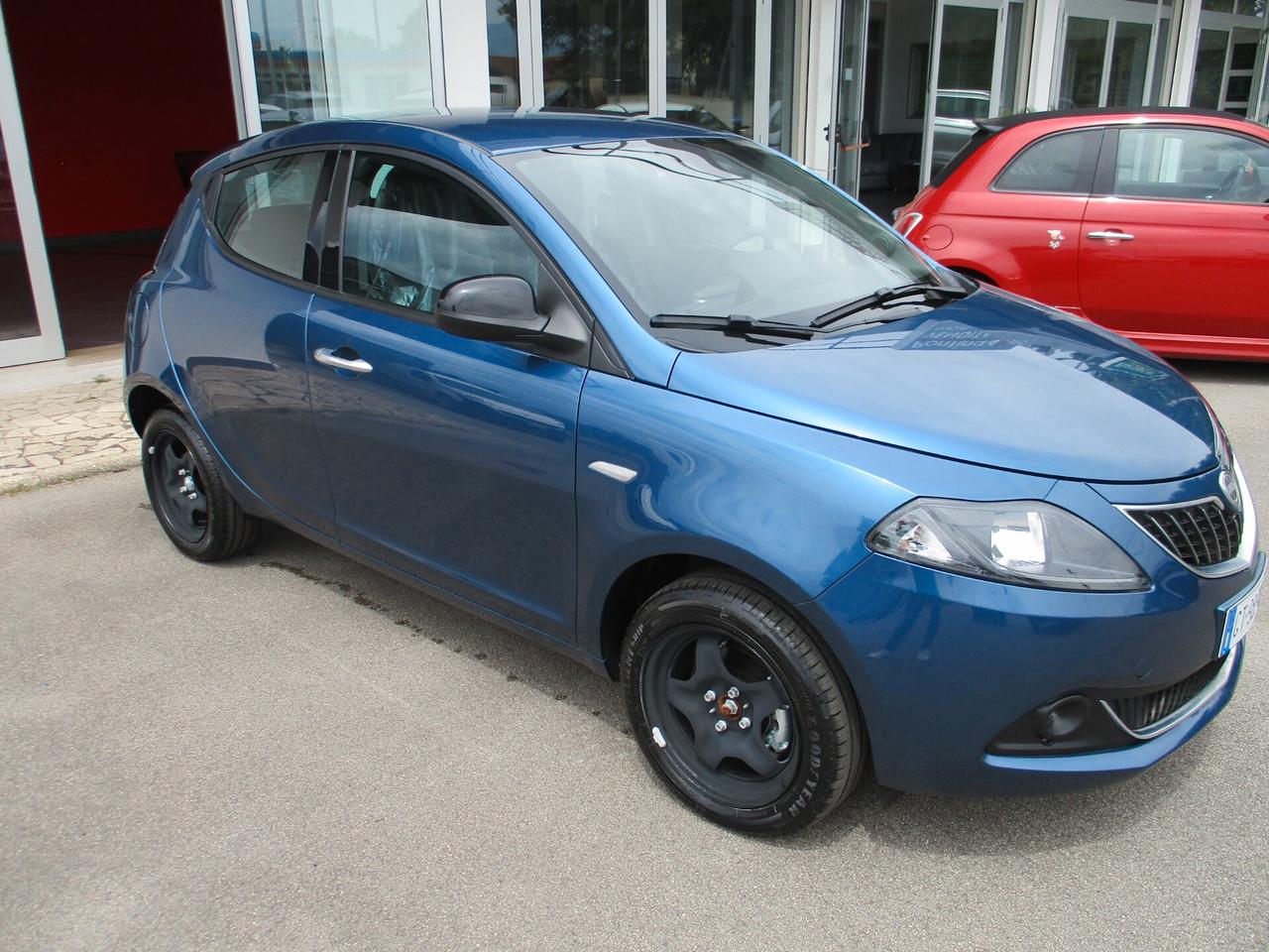 Lancia Ypsilon 1.0 FireFly 5 porte S&S Hybrid Gold Plus