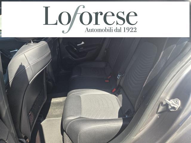 MERCEDES-BENZ A 180 d Automatic Business
