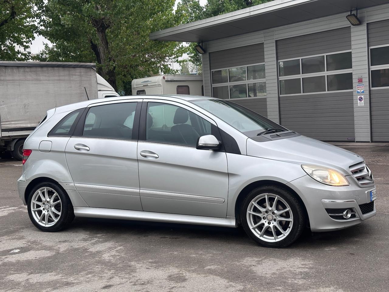 Mercedes-benz B 180 CDI Sport pari al Nuovo