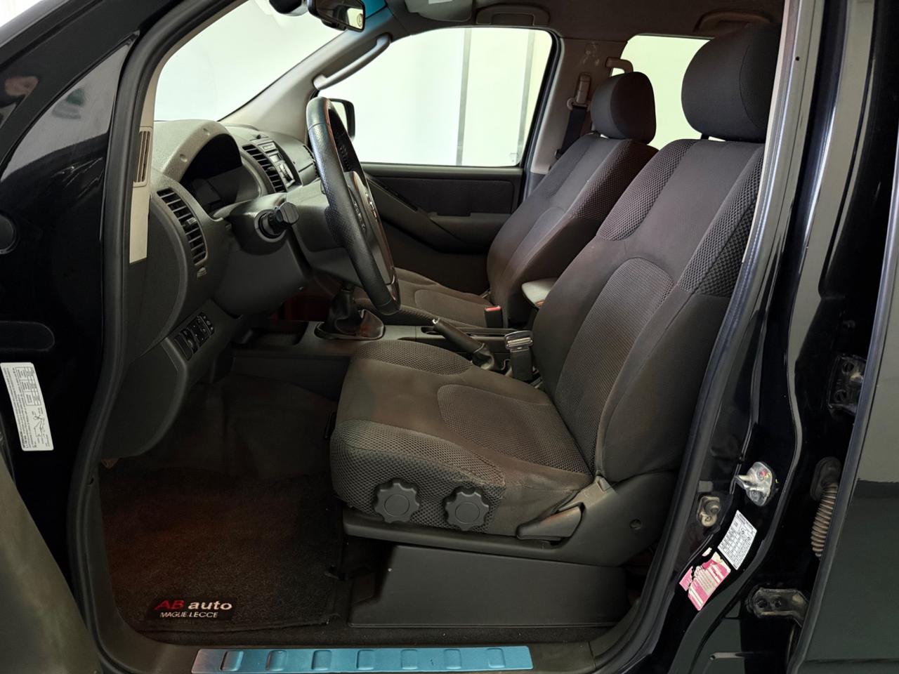 Nissan Navara 2.5 dCi 171CV 4 porte Double Cab LE