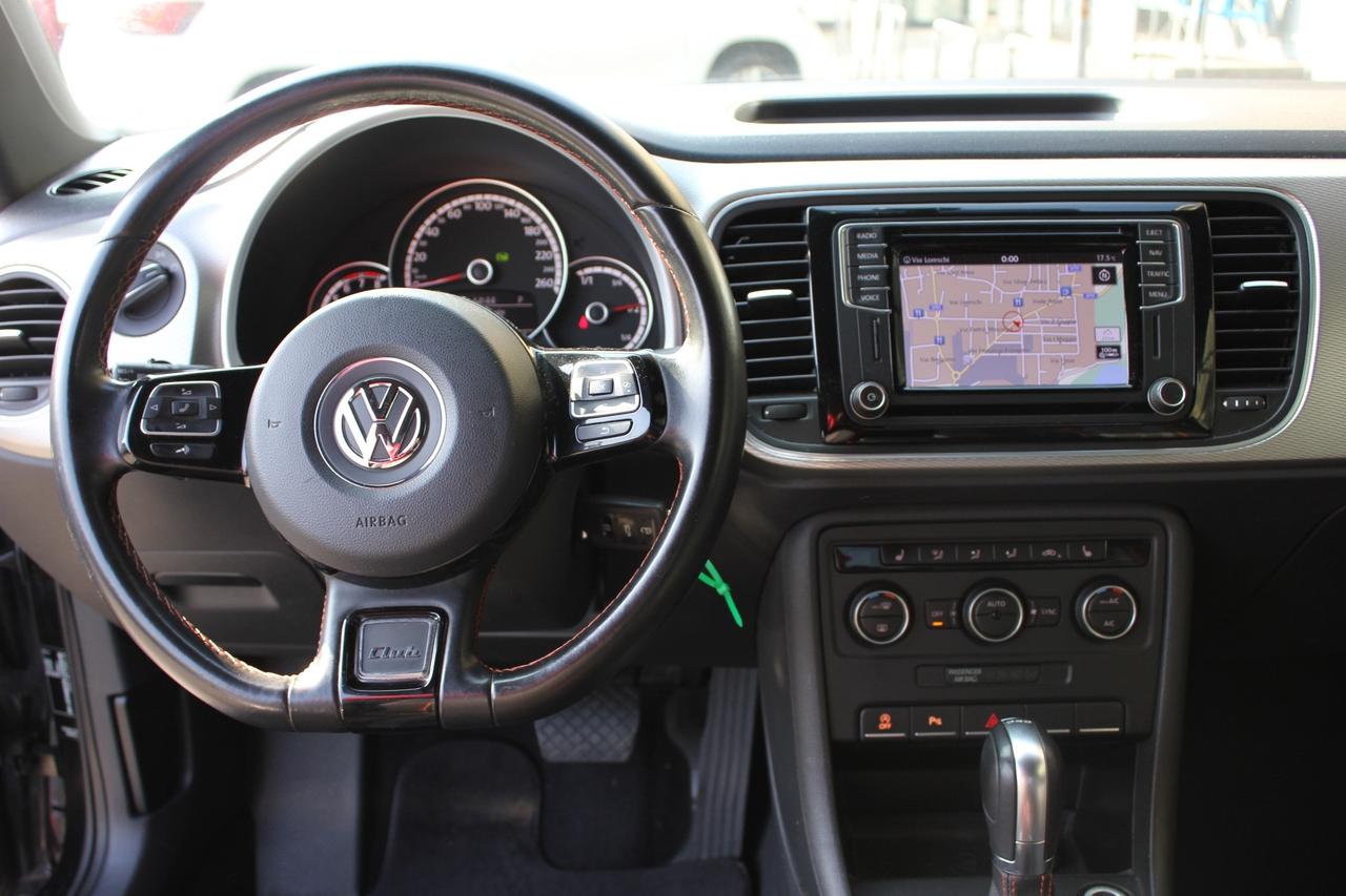 Volkswagen Maggiolino 1.2 TSI Club DSG NAVY FARI FULL LED