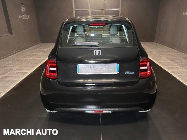 FIAT 500e Berlina 42 kWh