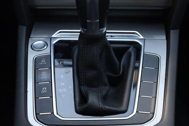 VOLKSWAGEN Passat Alltrack 2.0 BiTDI 240CV 4MOTION DSG Executive LED Pelle E6