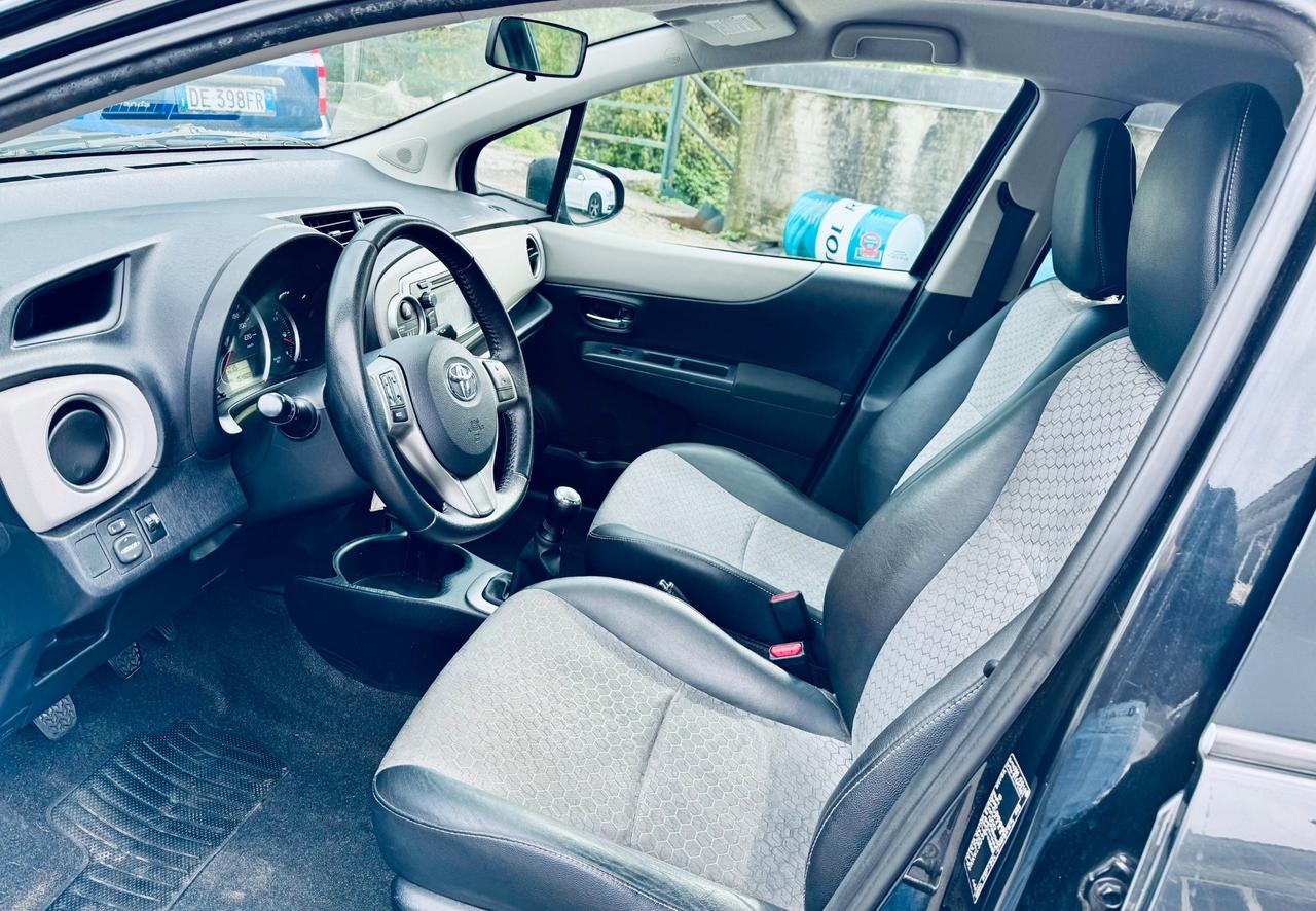 Toyota Yaris 1.0 5 porte Lounge OK NEOPATENTATI