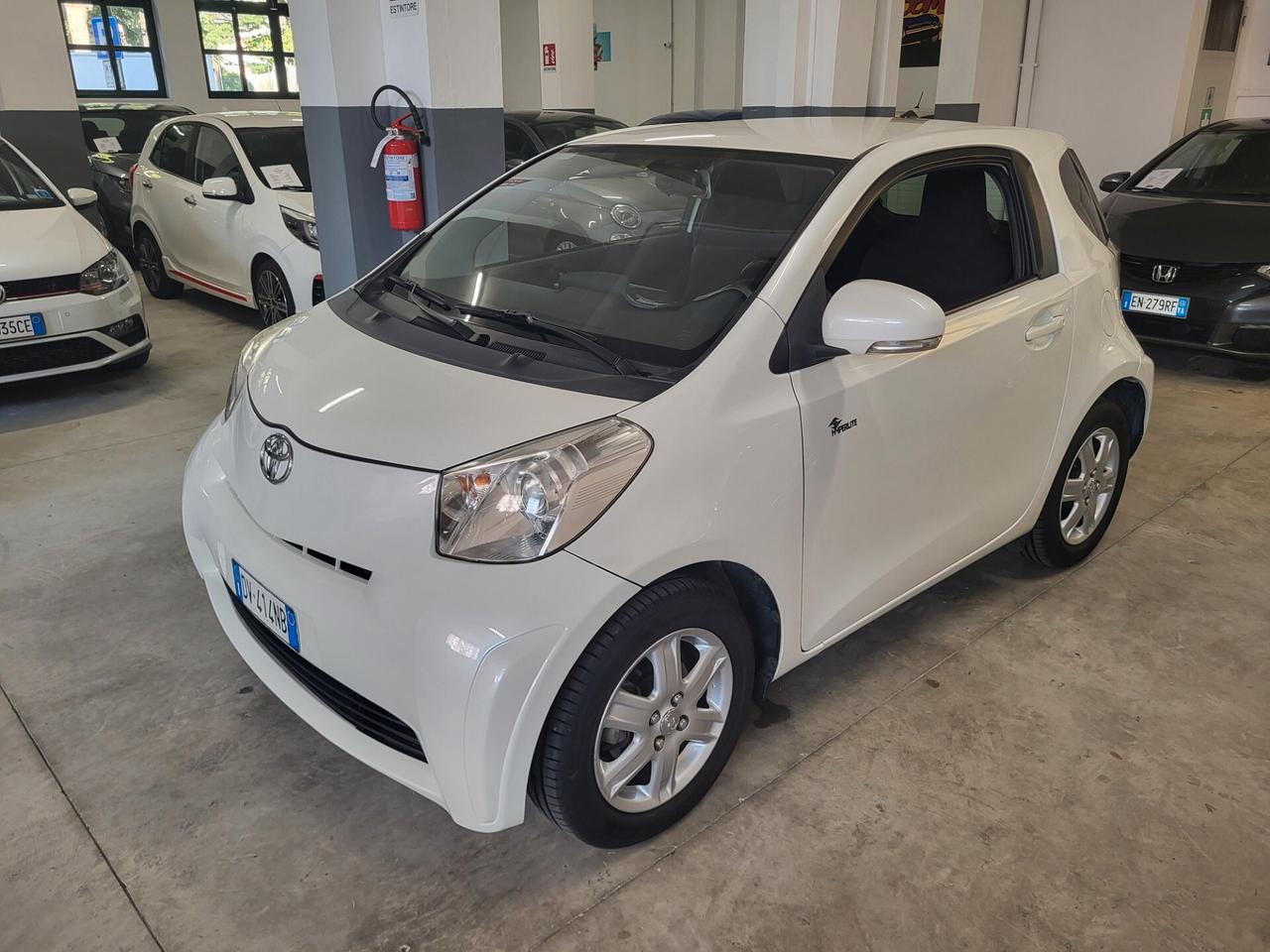 Toyota iQ 1.0 Multidrive Versione Lancio PREZZO REALE!! AUTOMATICA!!GARANZIA 12 MESI!!