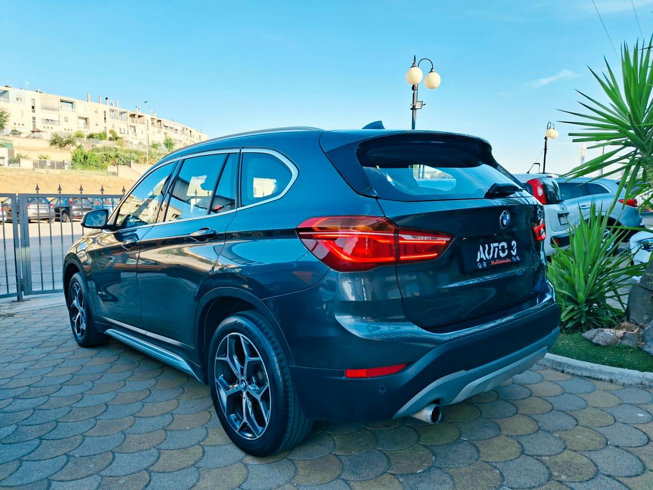Bmw X1 sDrive18d xLine "Cambio Automatico