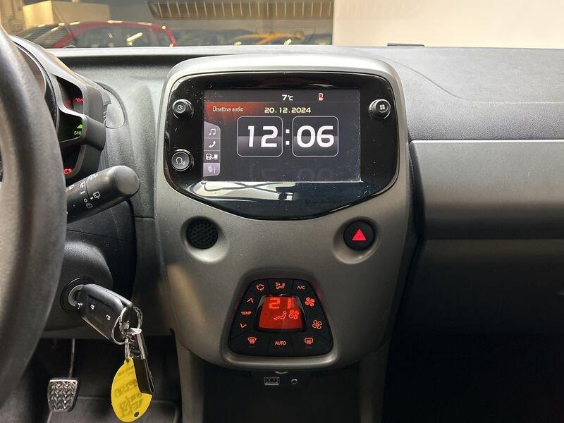 Toyota Aygo 1.0 72 CV x-play