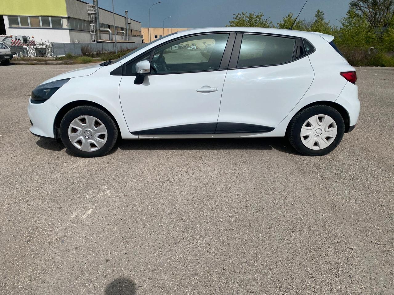 Renault Clio 1.2 75CV GPL