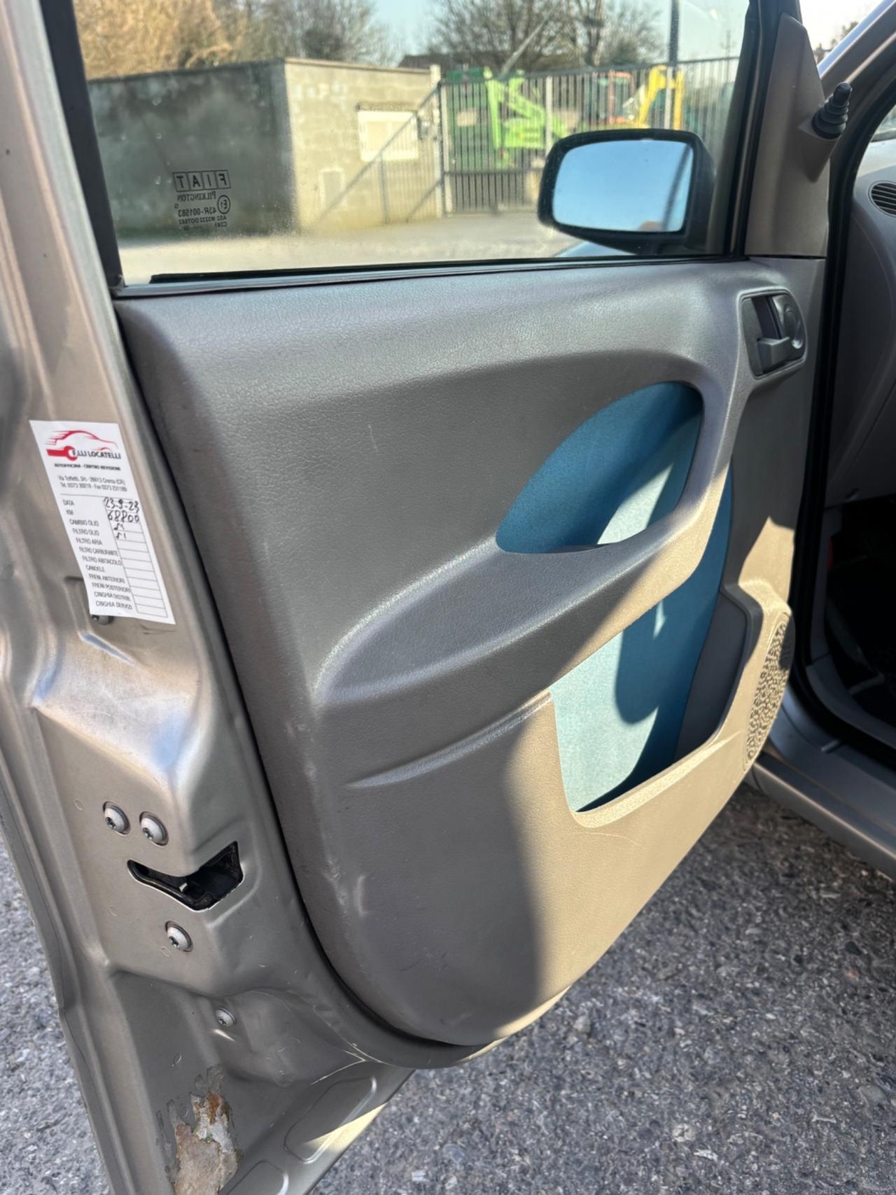 Fiat Panda 1.2 Emotion