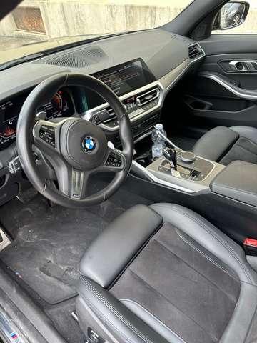 BMW 330 330d mhev 48V xdrive Msport auto