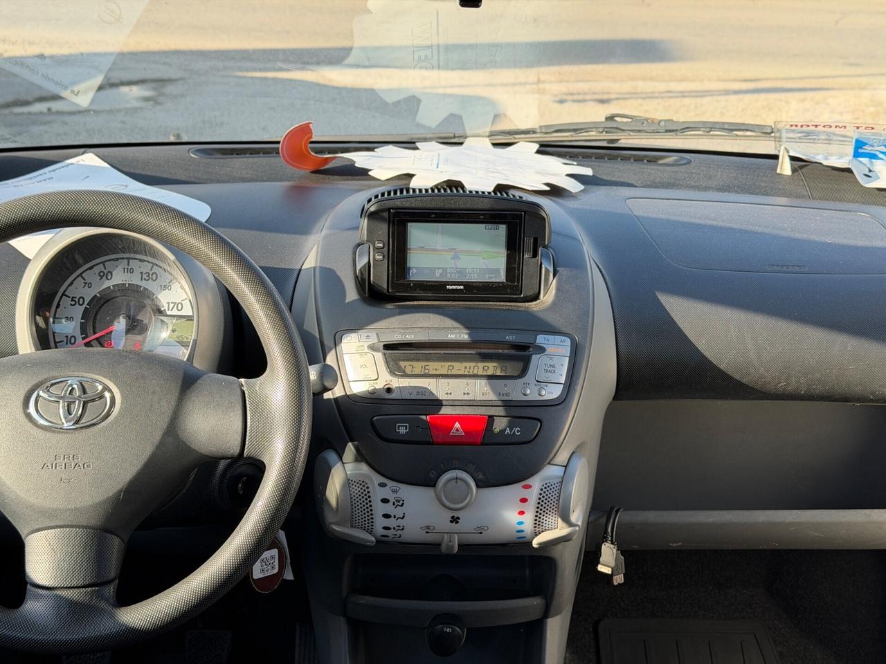 Toyota Aygo 1.0 5 porte Now Connect “NAVI”