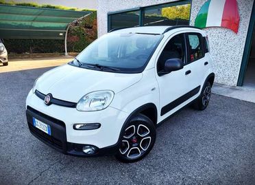 Fiat Panda 0.9 t.air Natural Power City Cross 5posti *PROMO*