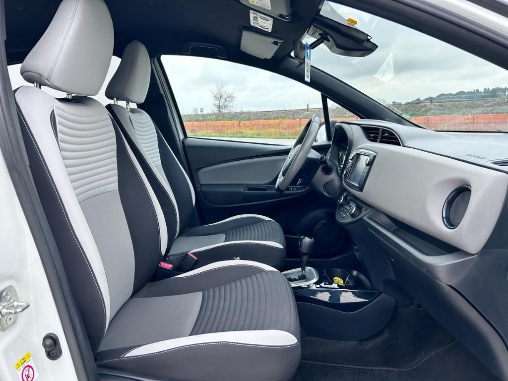 TOYOTA Yaris III 2015 - Yaris 5p 1.5h Style my16