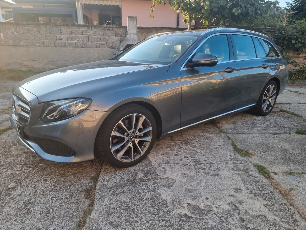 Mercedes-benz E 220 d S.W. Auto Premium Plus