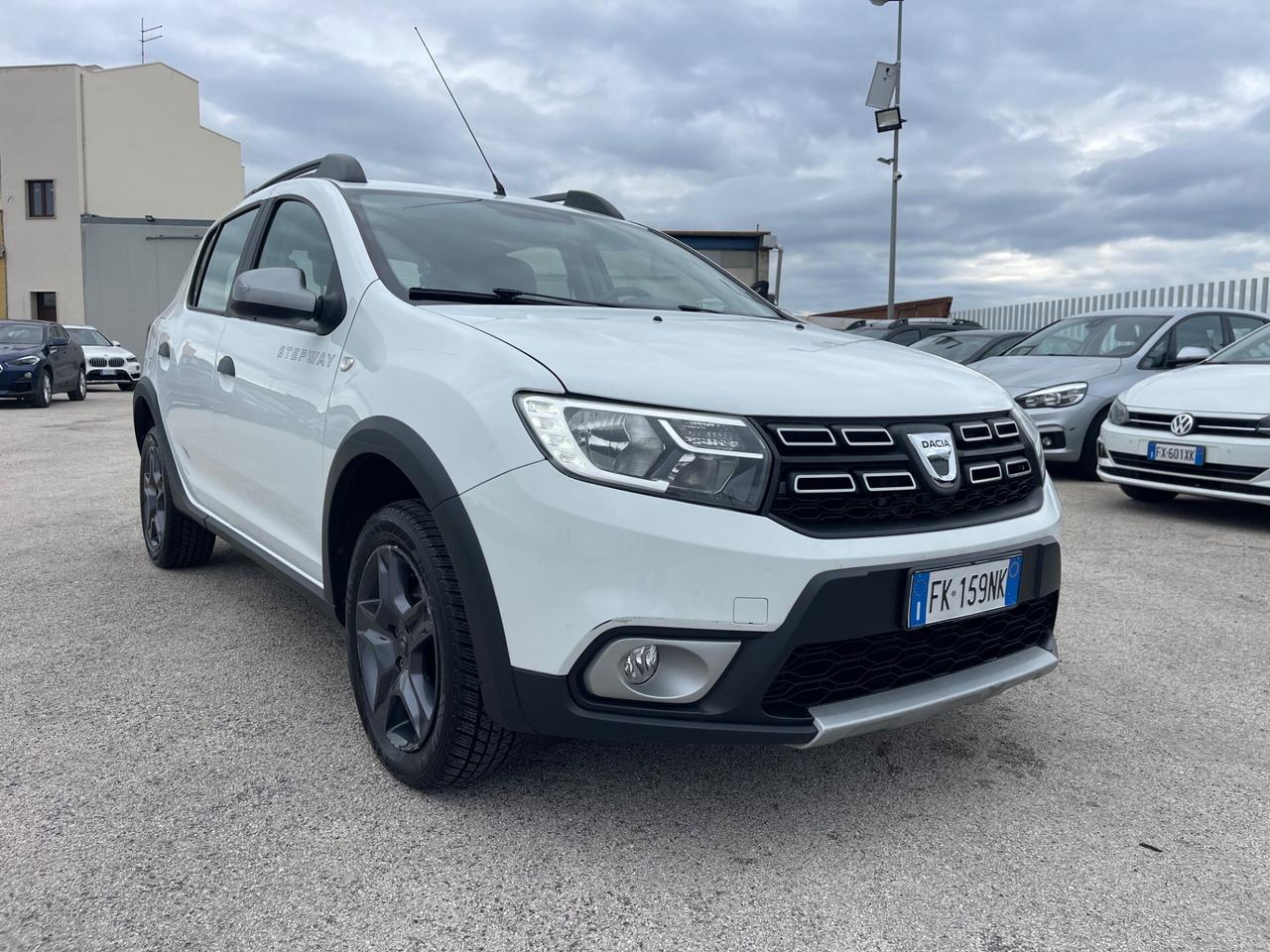 DACIA SANDERO STEPWAY 0.9 TCE GPL FULL LED MY17