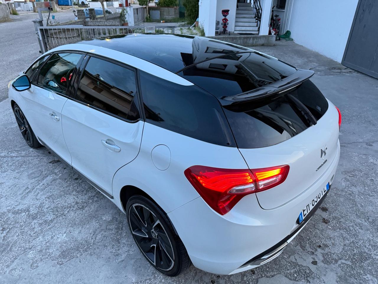 Ds DS5 2.0 HDi 160 aut. Pure Pearl 2012 FULL OPT TETTO
