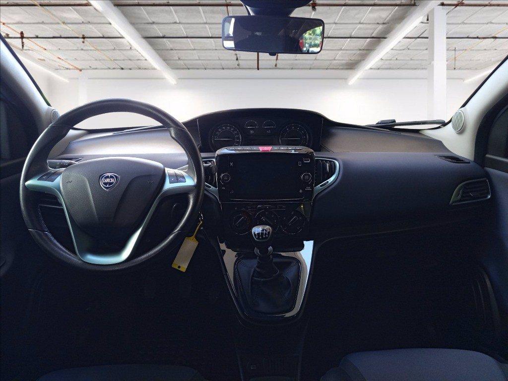 LANCIA Ypsilon 1.0 firefly hybrid Gold Plus s&s 70cv del 2023