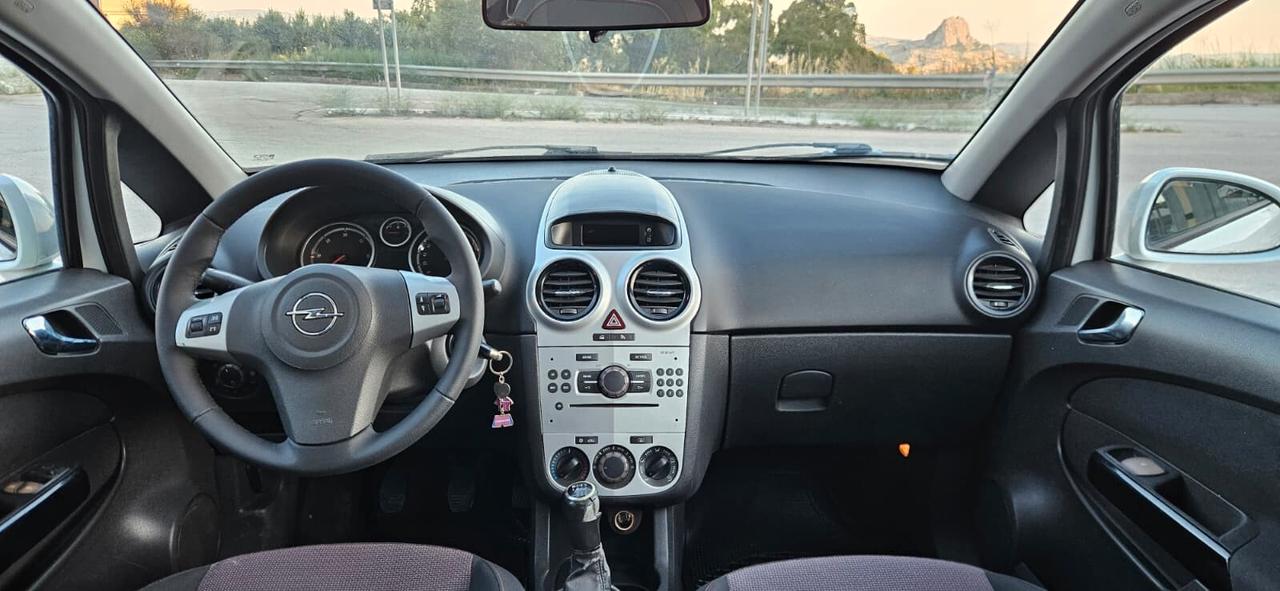 Opel Corsa 1.3 CDTI 90CV 3 porte Cosmo