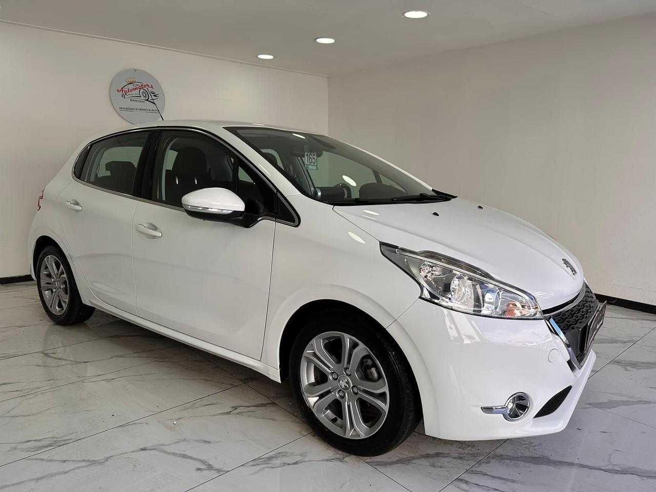 Peugeot 208 1.2 VTi 82 CV 5 porte Allure