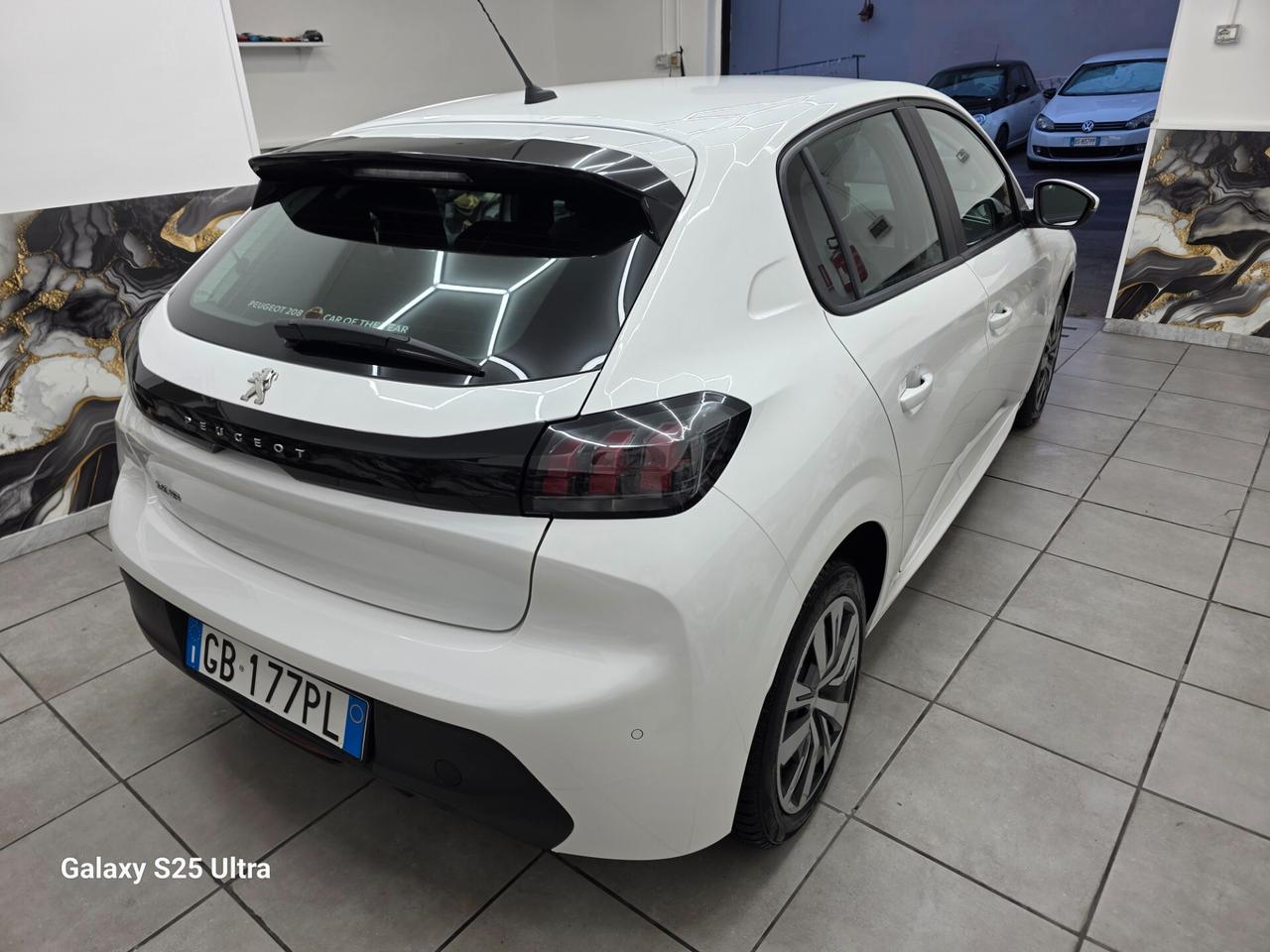 Peugeot 208 BlueHDi 100cv Stop&Start FULL LED