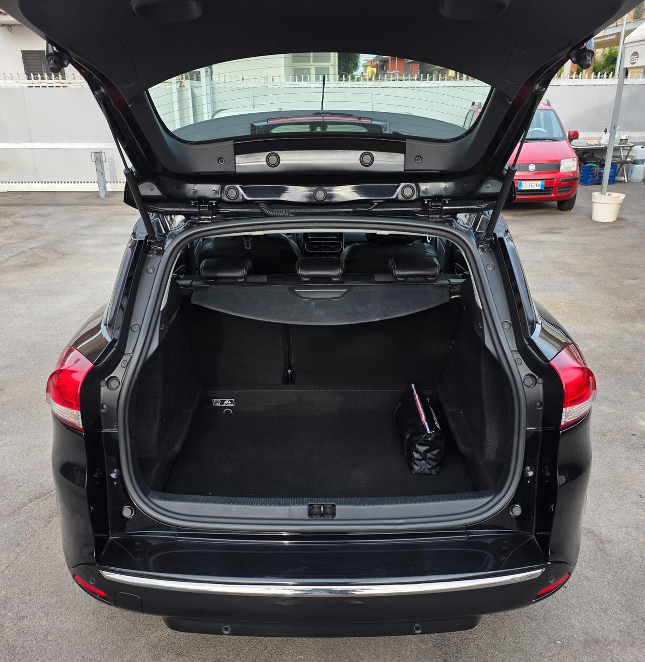 Renault Clio Sporter dCi 8V 90 CV Moschino Life