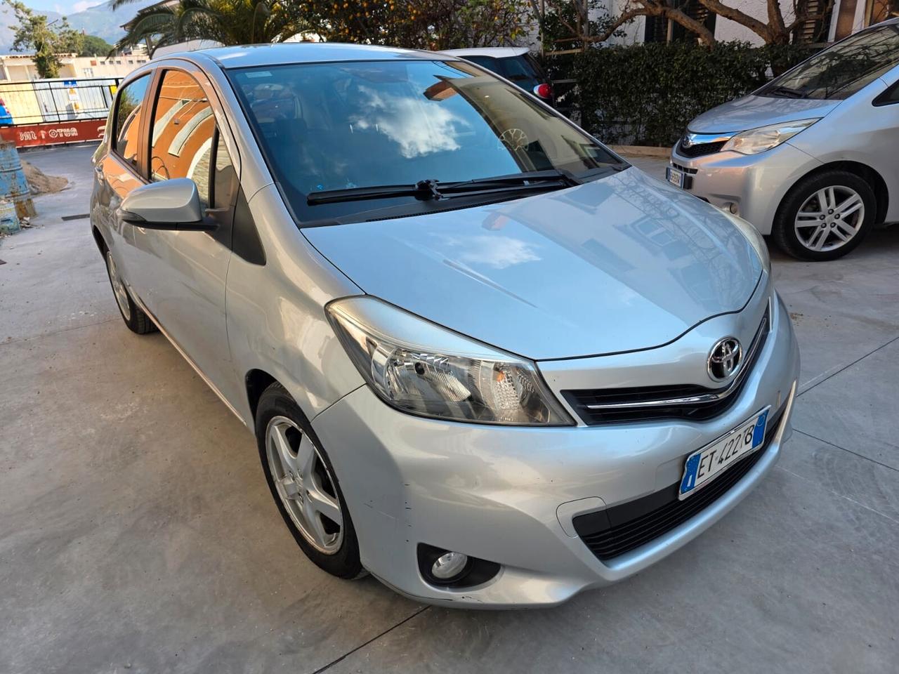 Toyota Yaris 1.4 D-4D 5 porte Lounge