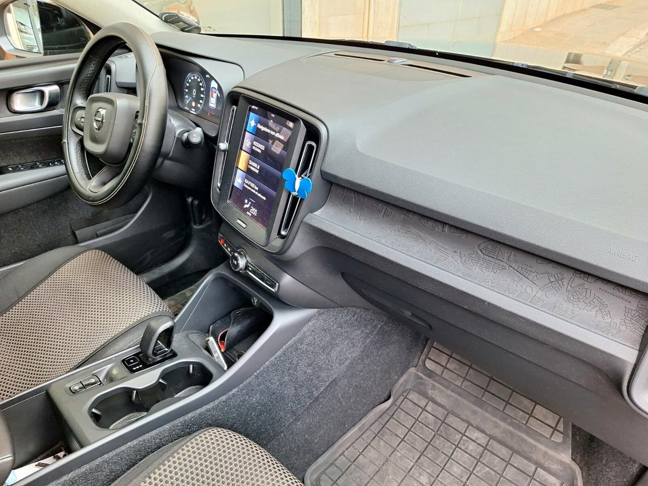 Volvo XC40 T2 automatico Business