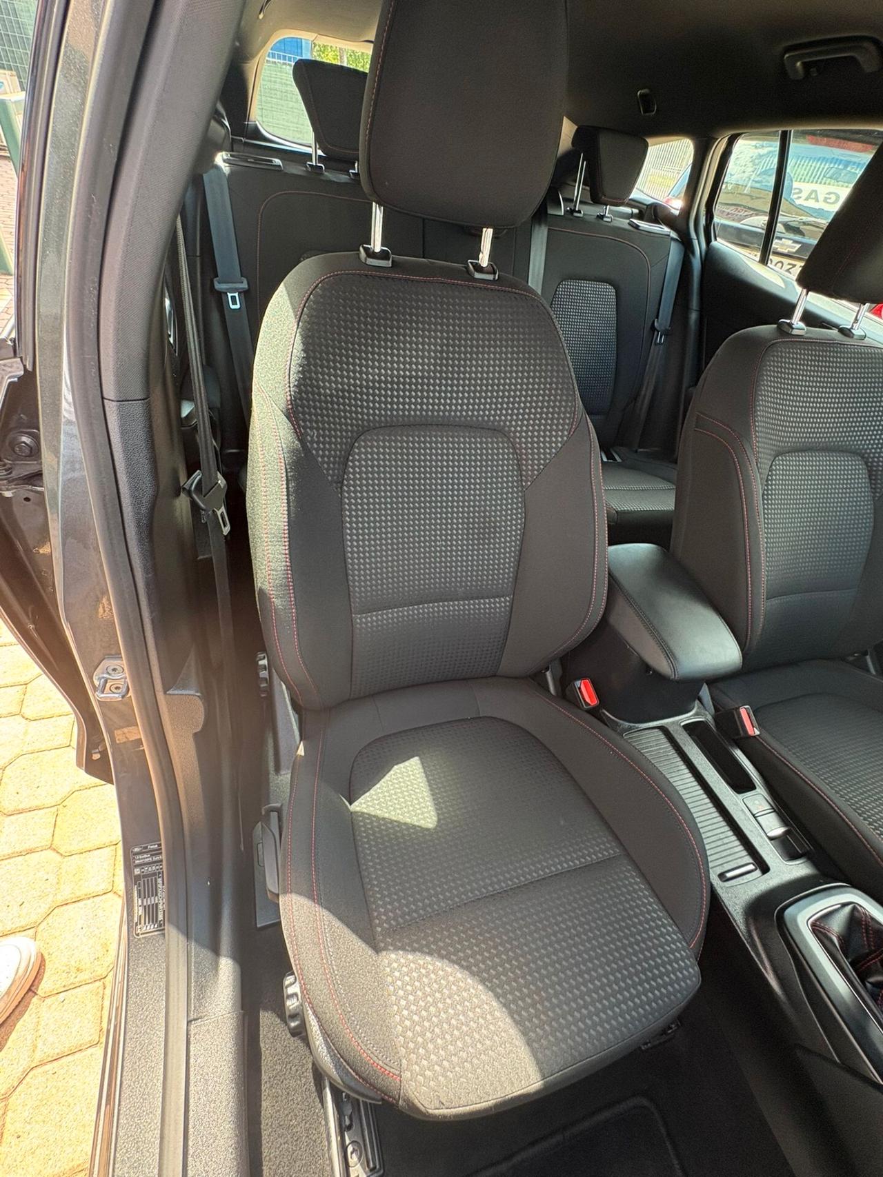 Ford Focus V 2022 SW 1.5 ecoblue ST-Line 120cv